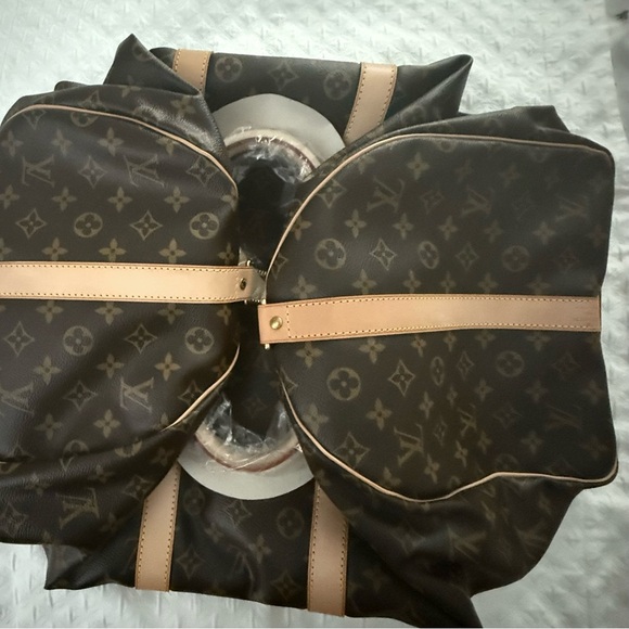 Louis Vuitton Brass Padlock with Keys - Picture 14 of 15